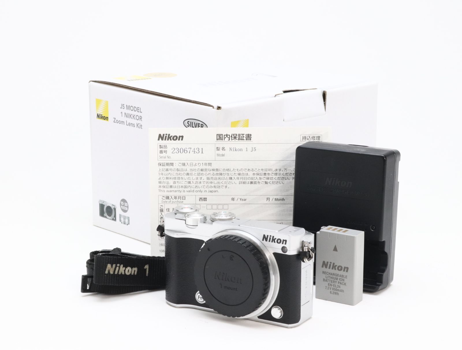 B (並品) Nikon ニコン 1 J5 シルバー ボディ シャッター数 12,780枚