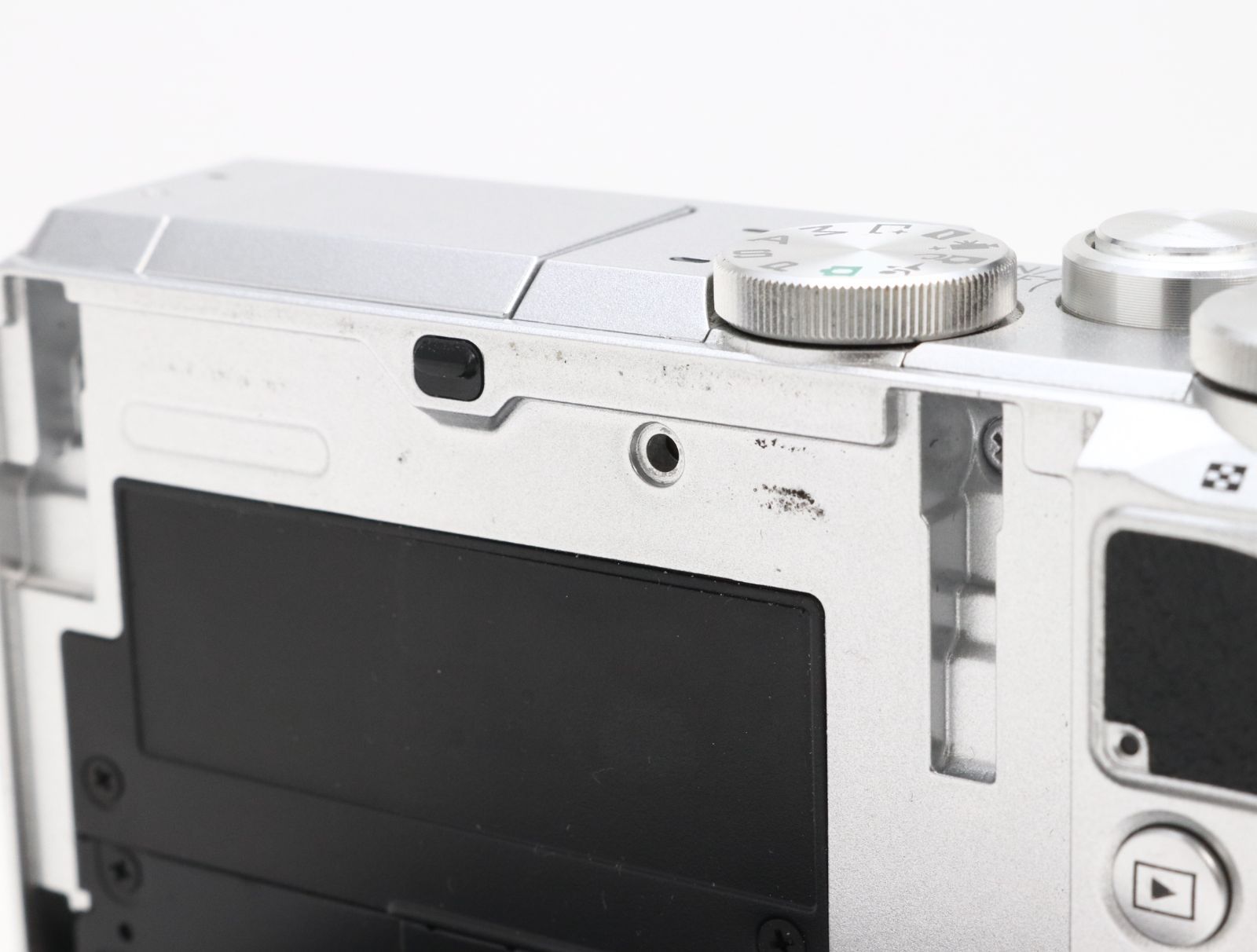 B (並品) Nikon ニコン 1 J5 シルバー ボディ シャッター数 12,780枚