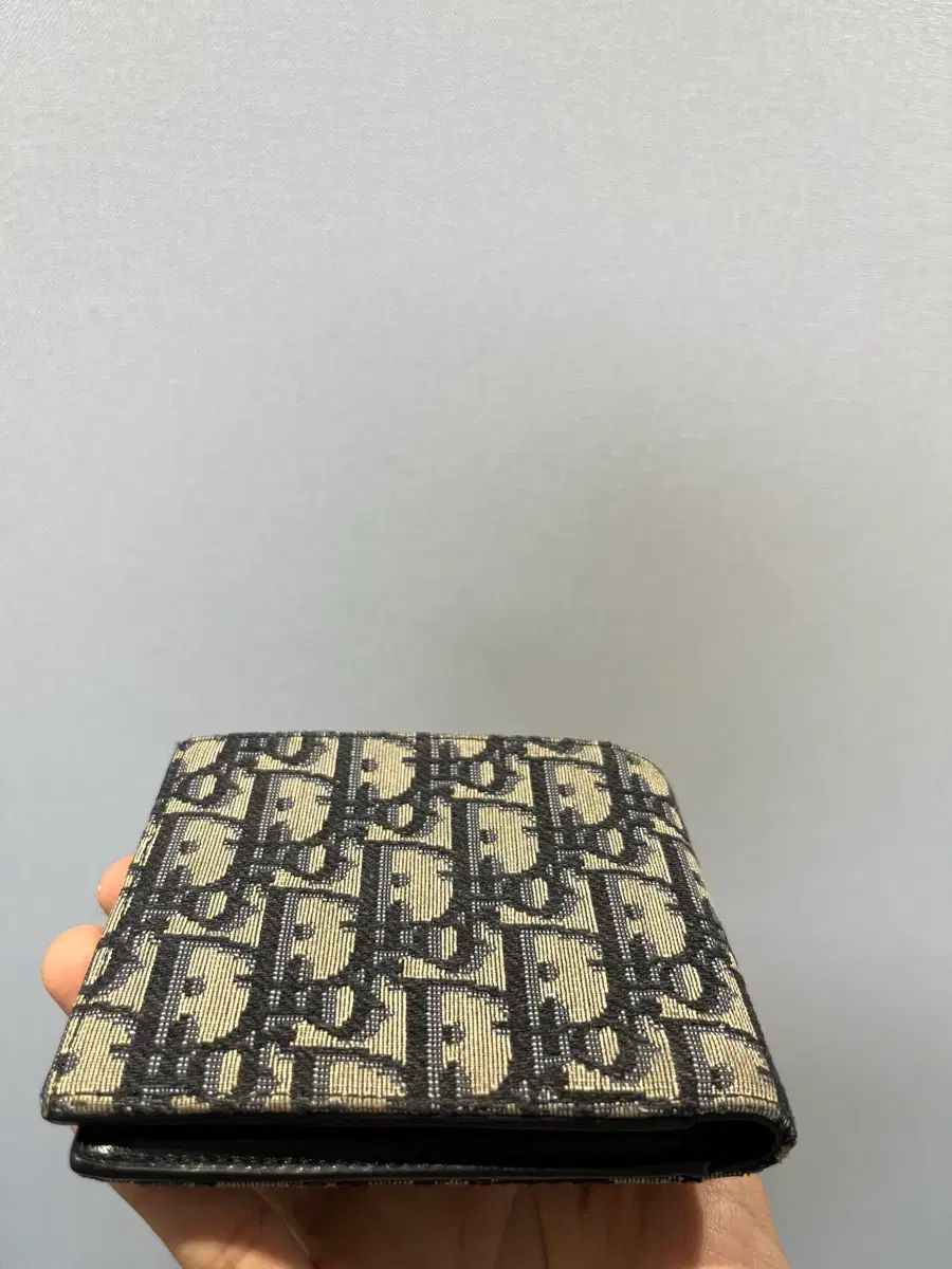 ディオール オブリーク カードウォレット 二つ折り財布 (正規品 付属品あり)