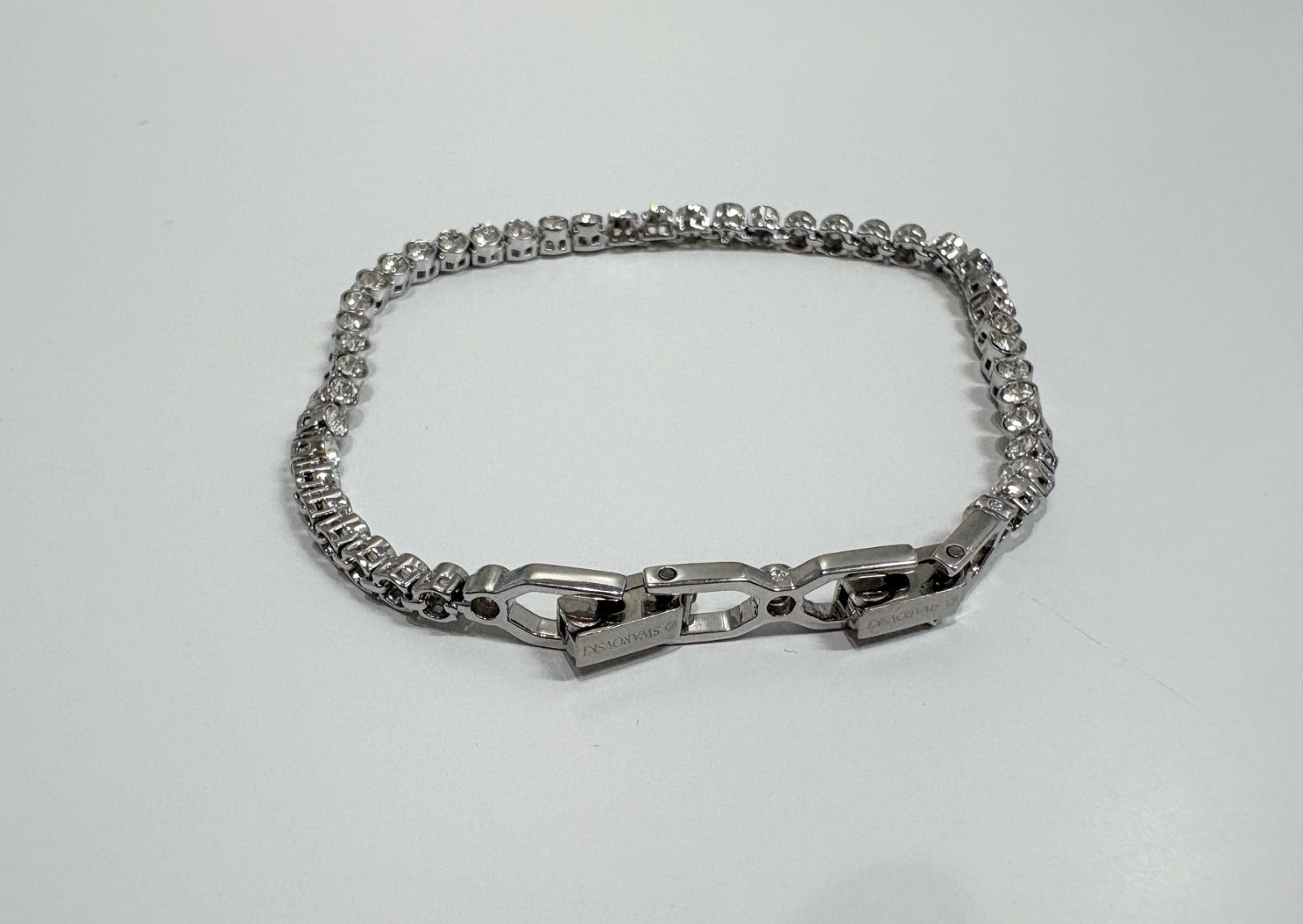 SWAROVSKI クリア×ホワイト テニスブレスレット