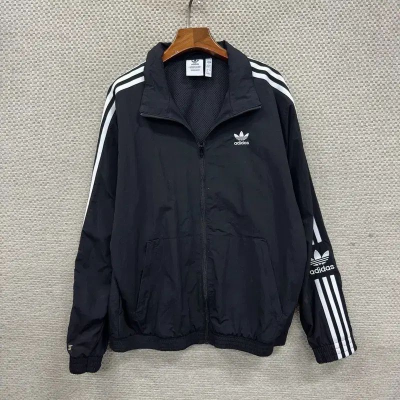 アディダス ウィンドブレーカー ジャケット XL D02778