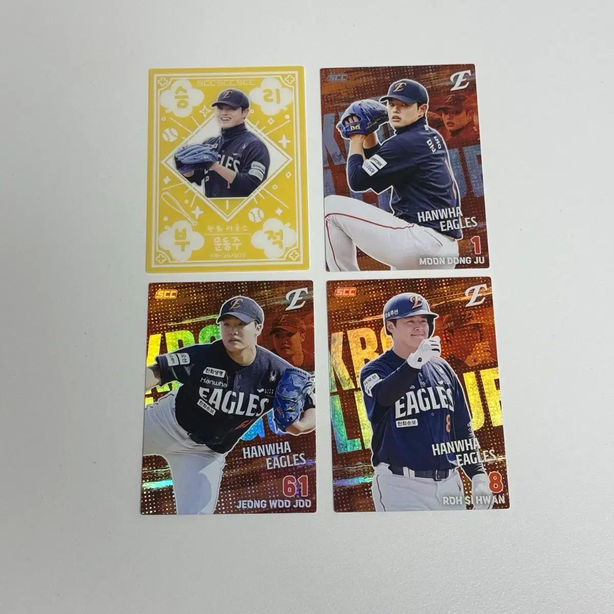 2026 KBO カード ハンファ・イーグルス 文 棟柱（ムン・ドンジュ） 盧 施煥（ノ・シファン） ジョンウ（JUNG WOO） 勝利お守り ホール