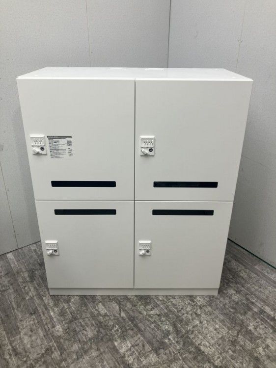 【アウトレット品/訳あり品】オカムラ ピクスラインシリーズ ダイヤル式4人用パーソナルロッカー 4Z7HWY ZA75 ホワイト