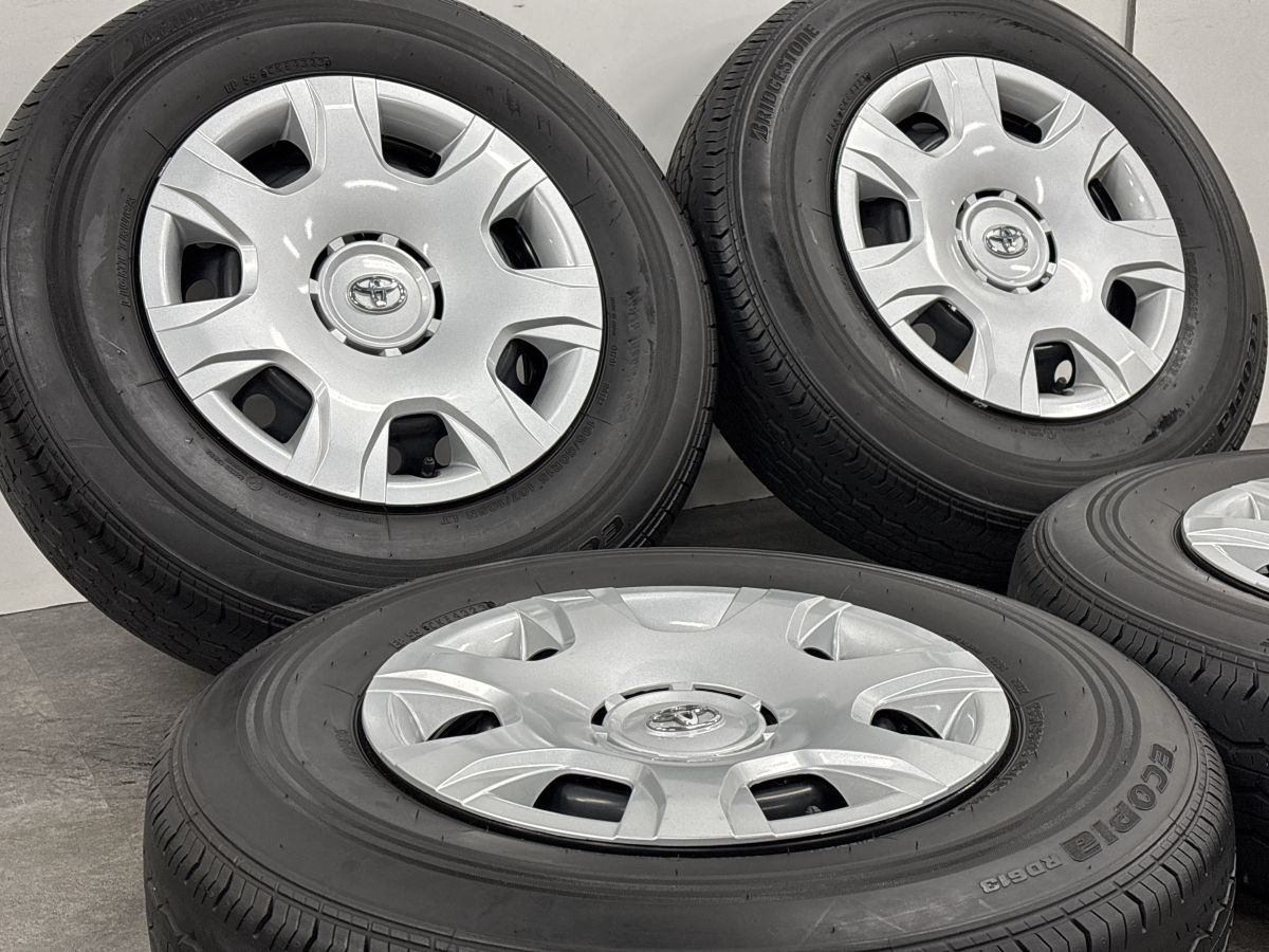 バリ溝】トヨタ 200 ハイエース 純正 15in 6J +35 PCD139.7