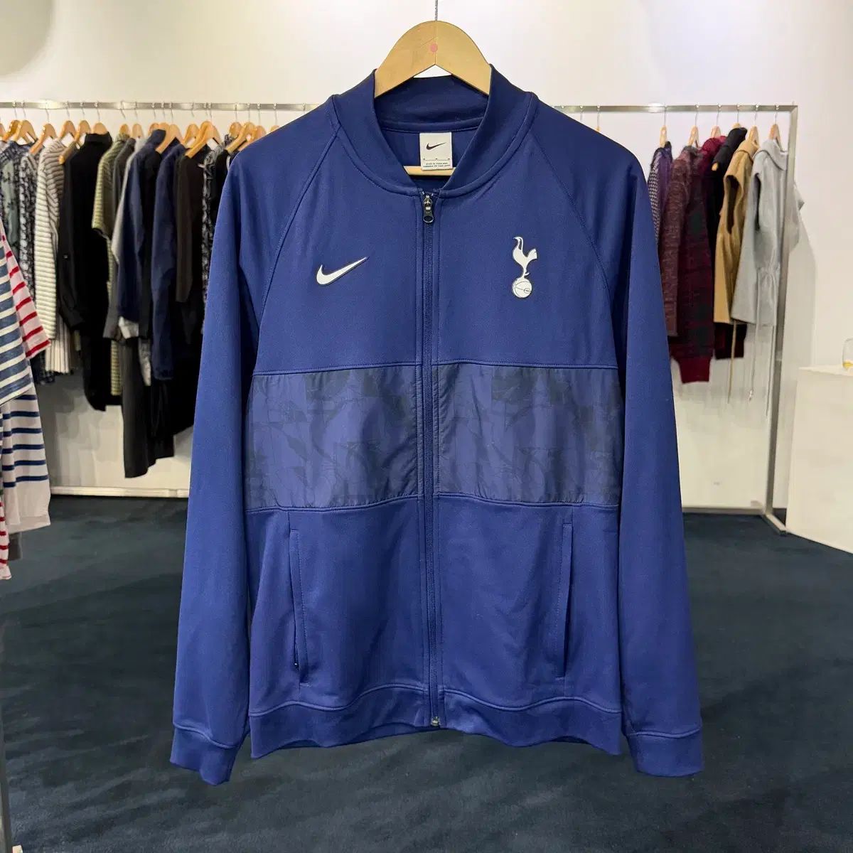 M NIKE トッテナム・ホットスパー アンドサム ジャケット