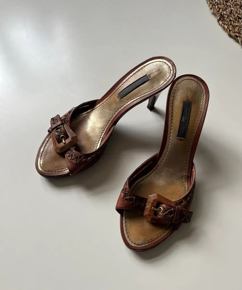 Louis Vuitton サンダル