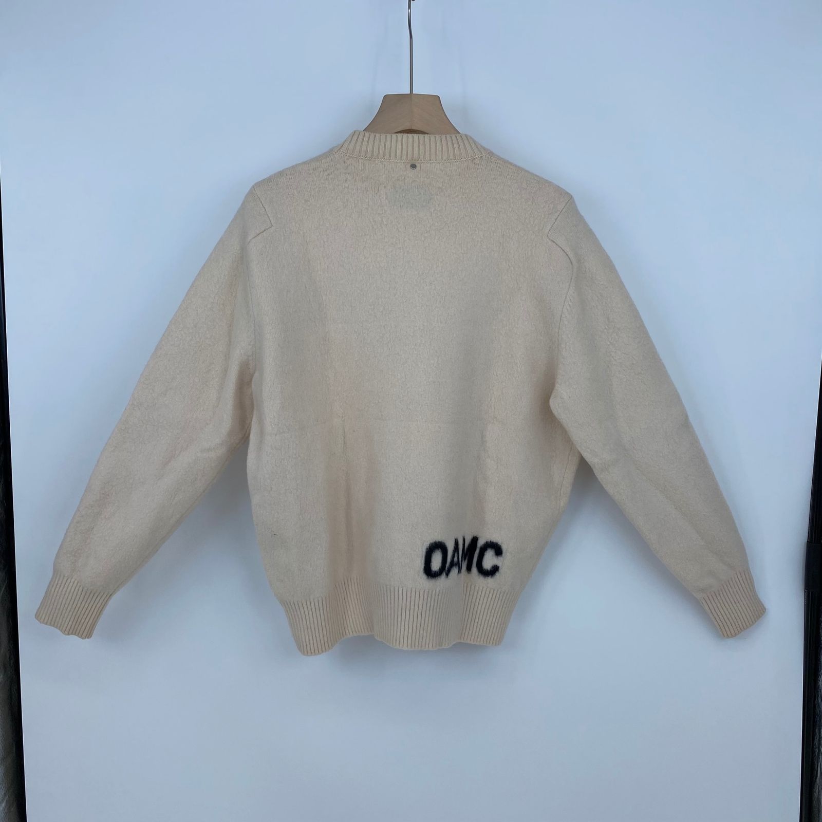 OAMC 長袖クルーネックニット メンズ M 白系【中古】 - メルカリ