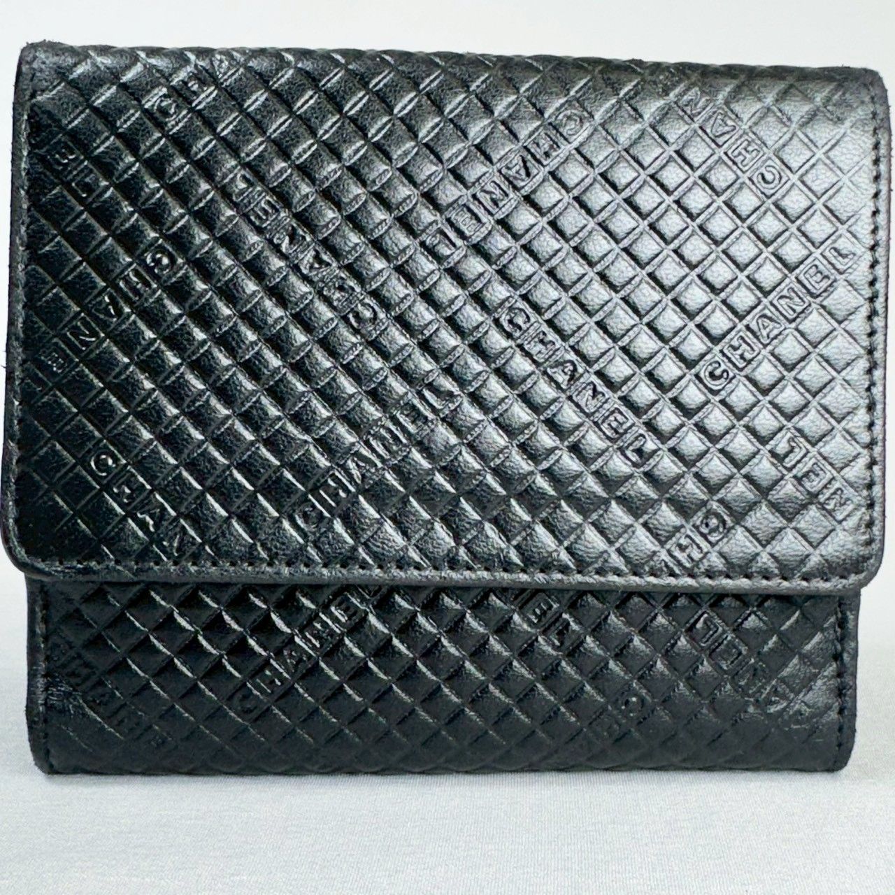 美品】CHANEL シャネル マイクロチョコバー Wホック コンパクト 二 美品】CHANEL シャネル マイクロチョコバー Wホック コンパクト 二