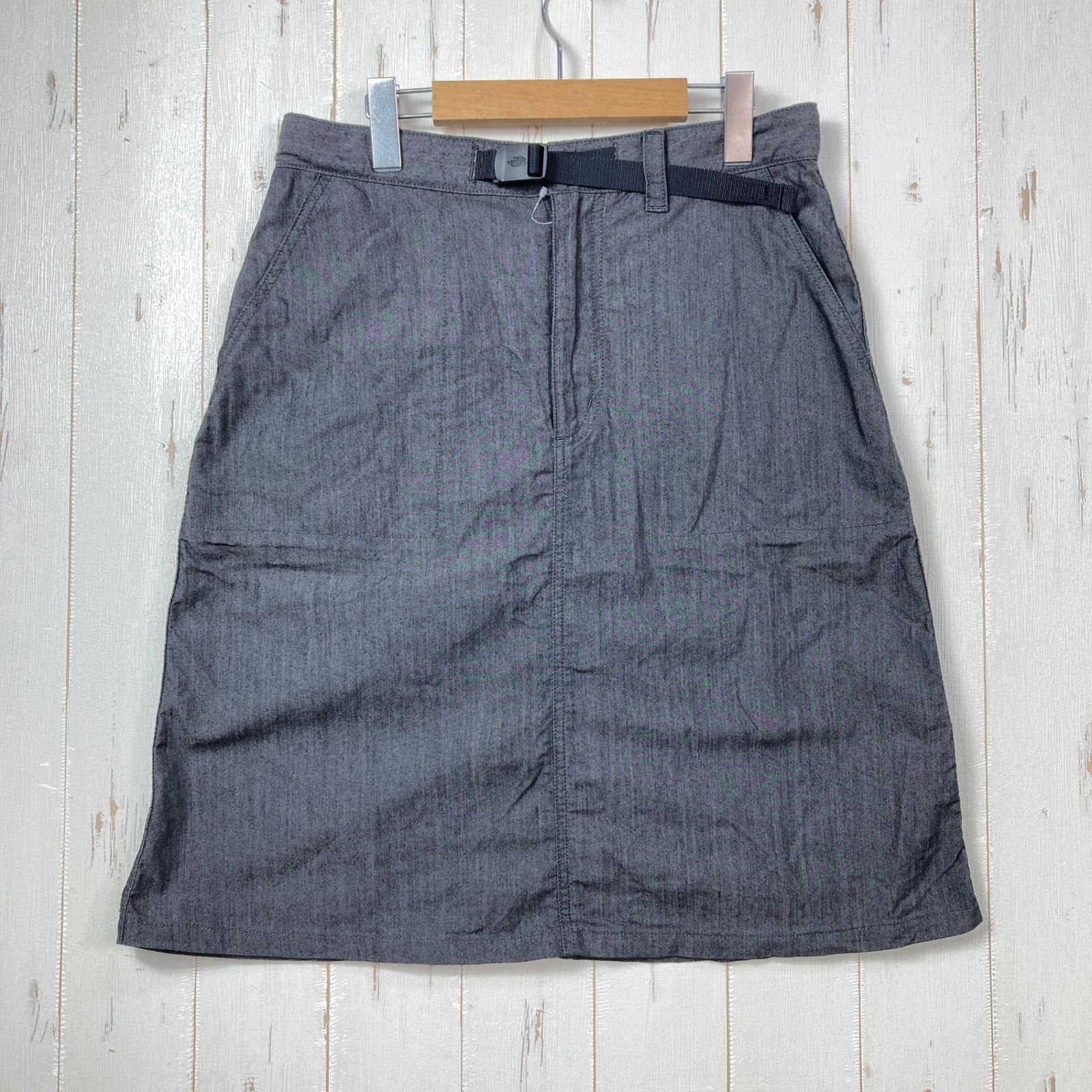 ✉️Women's L グレー系 The North Face ( ザ・ノースフェイス ) ナイロン デニム フィールド スカート NYLON DENIM FIELD SKIRT ナイロン ウェア ボトムス スカート z00055431 スカ
