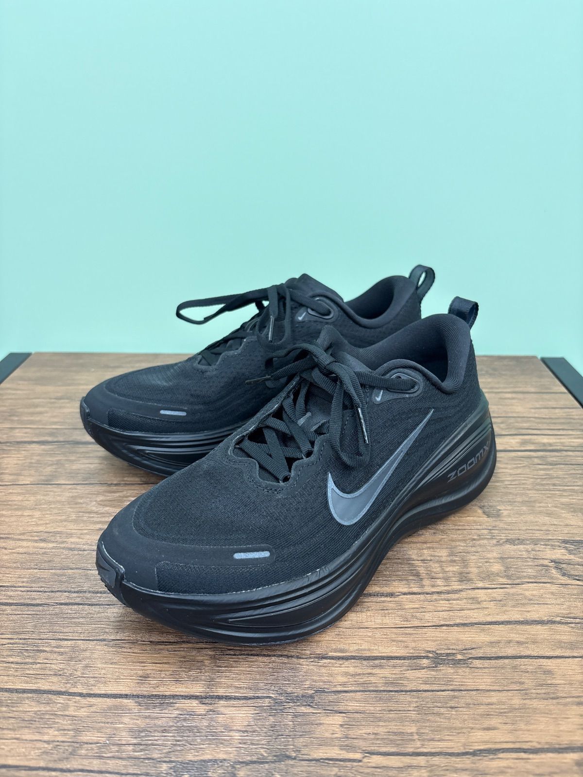 Nike VOMERO PLUS ボメロプラス ランニング 陸上 シューズ ブラック 25cm 送料無料♪