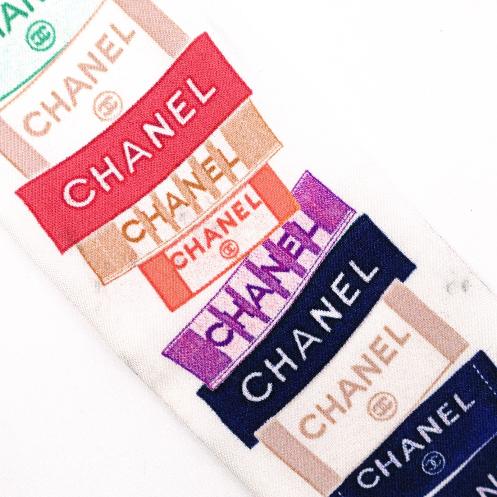 CHANEL シャネル ツイリー スカーフ シルク マルチカラー ホワイト