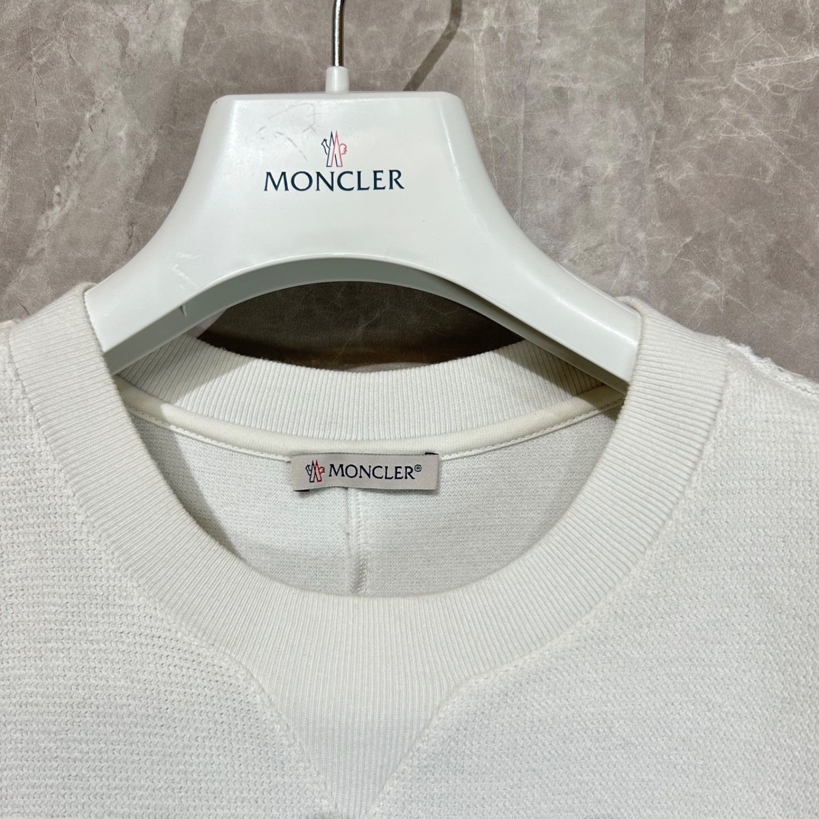 MONCLER モンクレールラバーワッペン半袖Tシャツ白M - メルカリ