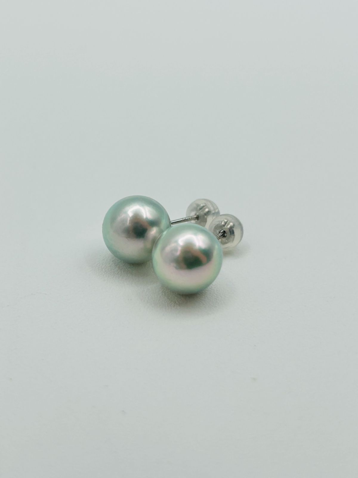 K14WG アコヤ 真珠 パール ナチュラルカラー ピアス 8.5mm AKOYA 無調色 ナチュラル ブルー ホワイトゴールド