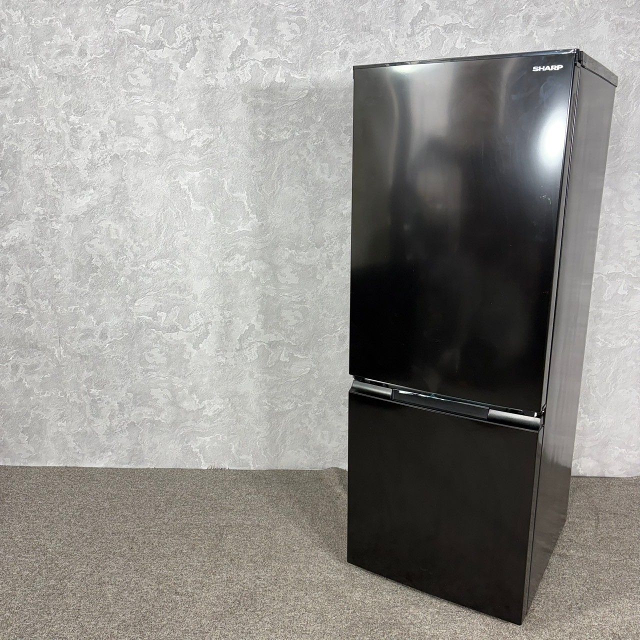 大阪送料無料★3か月保障★冷蔵庫★2023年★SJ-15E3-B★R-193 2024年製】 美品 SHARP シャープ 冷凍冷蔵庫 SJ-18E3-B 179L - メルカリ