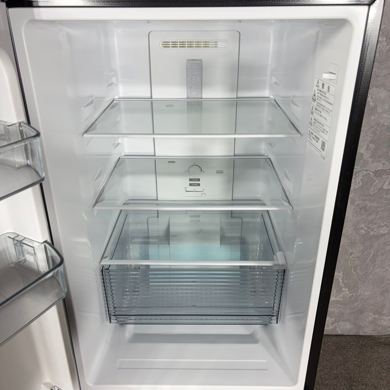 2024年製】 美品 SHARP シャープ 冷凍冷蔵庫 SJ-18E3-B 179L - メルカリ