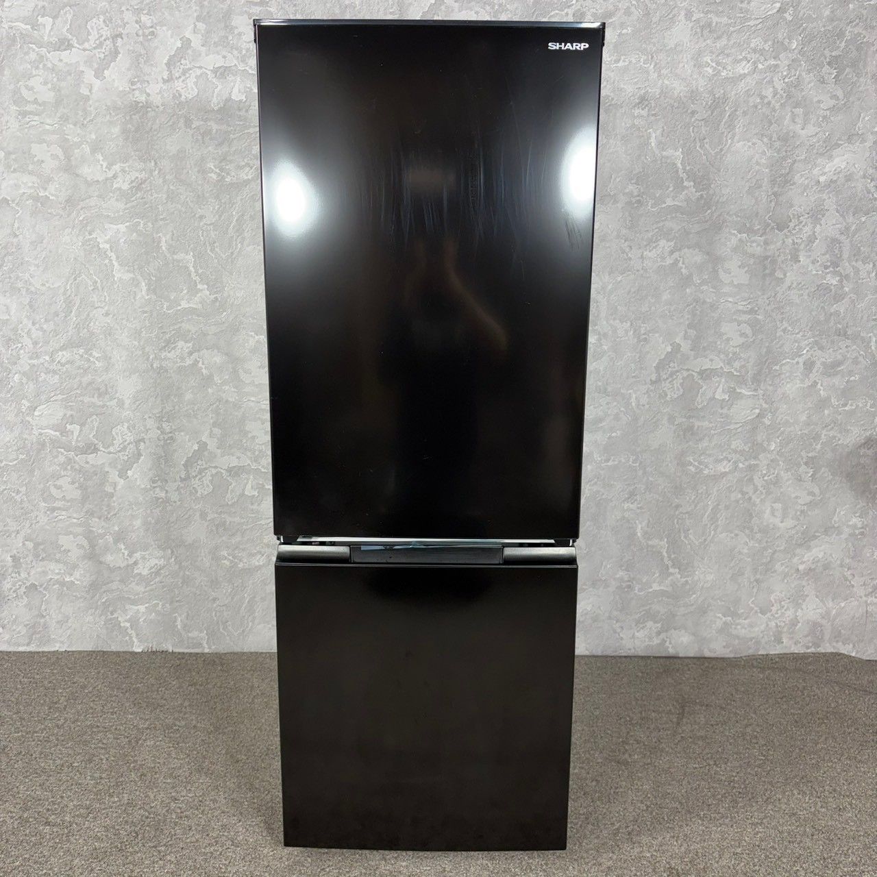 2024年製】 美品 SHARP シャープ 冷凍冷蔵庫 SJ-18E3-B 179L - メルカリ