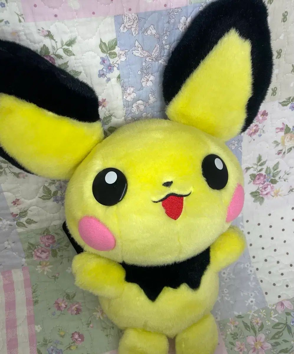 大型トミー ピカチュウ ぬいぐるみ ポケットモンスター ヴィンテージ 古典 ピカチュウ