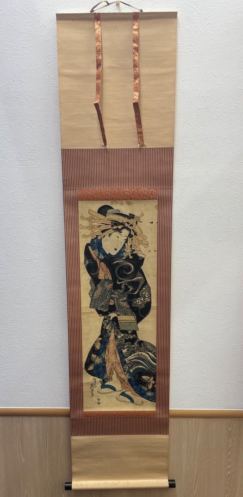 掛け軸　美人画　木箱付き 掛軸 蹄斎北馬 工芸 木箱 人物 美人画 - メルカリ