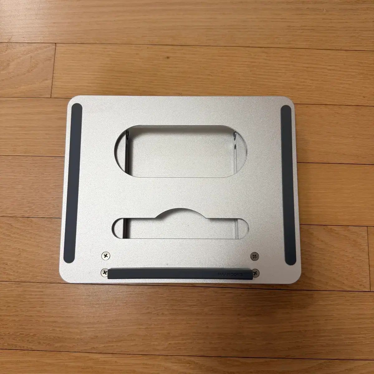 만컴즈 maancoms zstand ノートパソコン スタンド