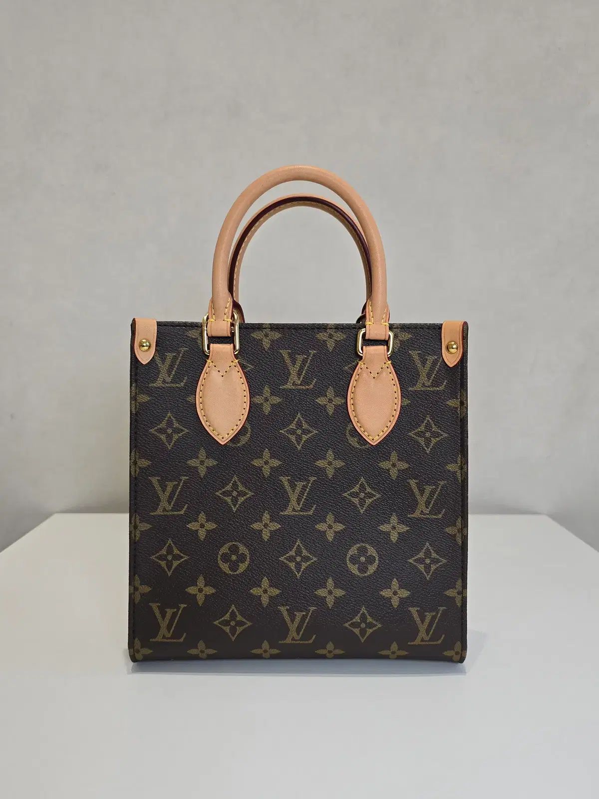 ラックスオール Louis Vuitton モノグラム サックプラ BB 付き チップ クロスバック M45847