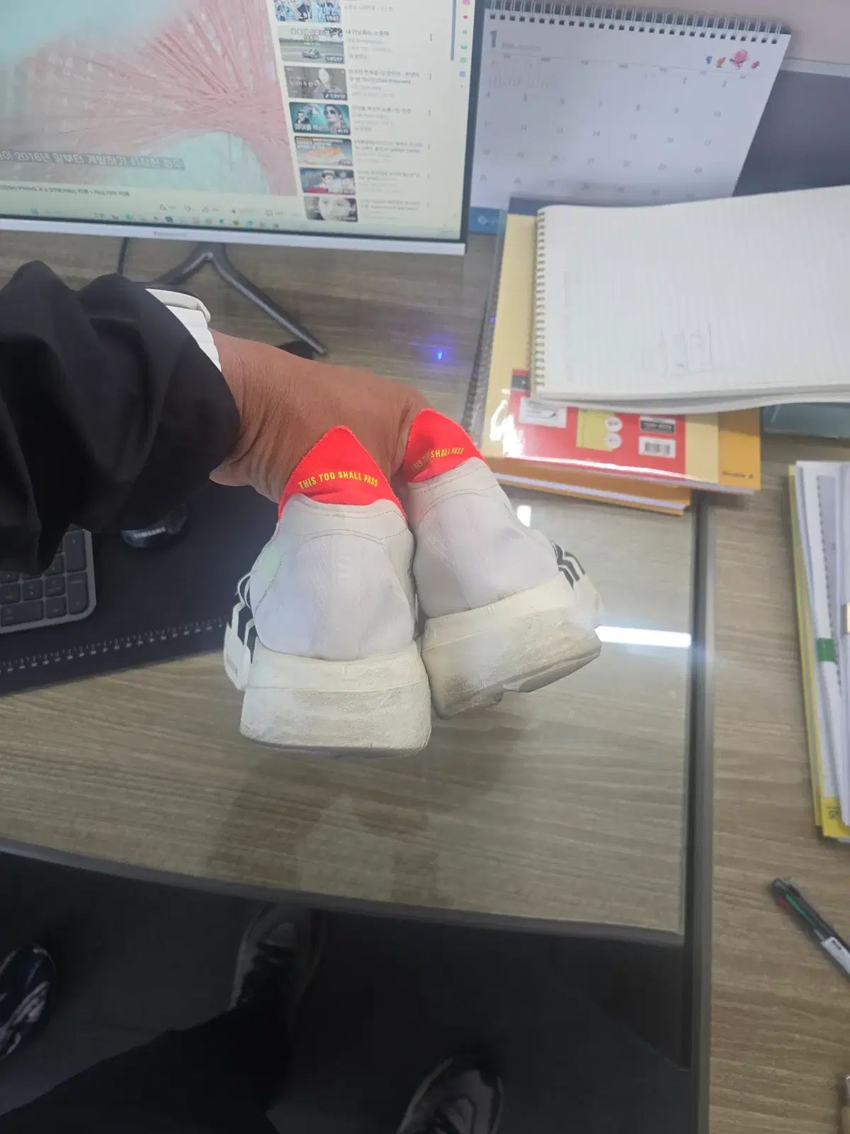 アディゼロ プロ4 NIKEヴェイパーフライ4 280