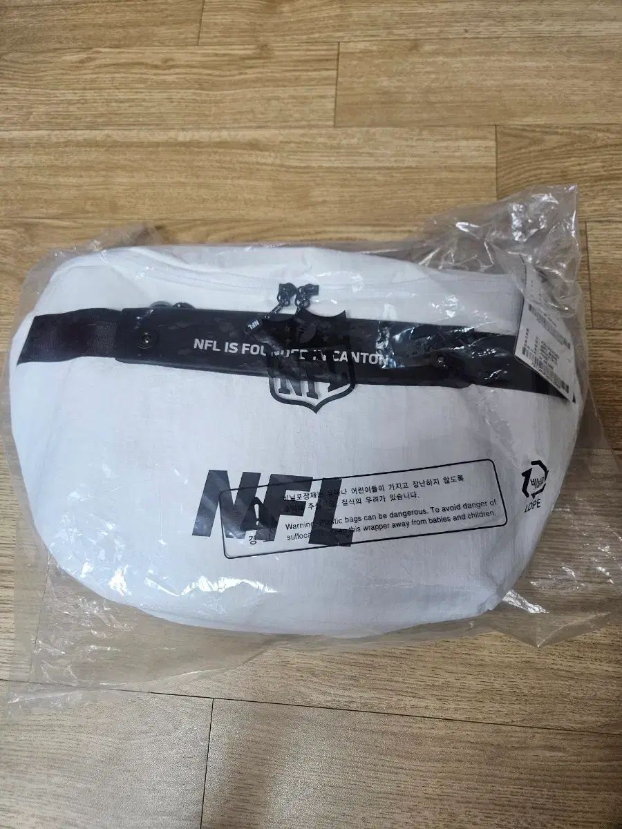 NFL オーバーサイズ ヒップバッグ (新品) ユニセックス