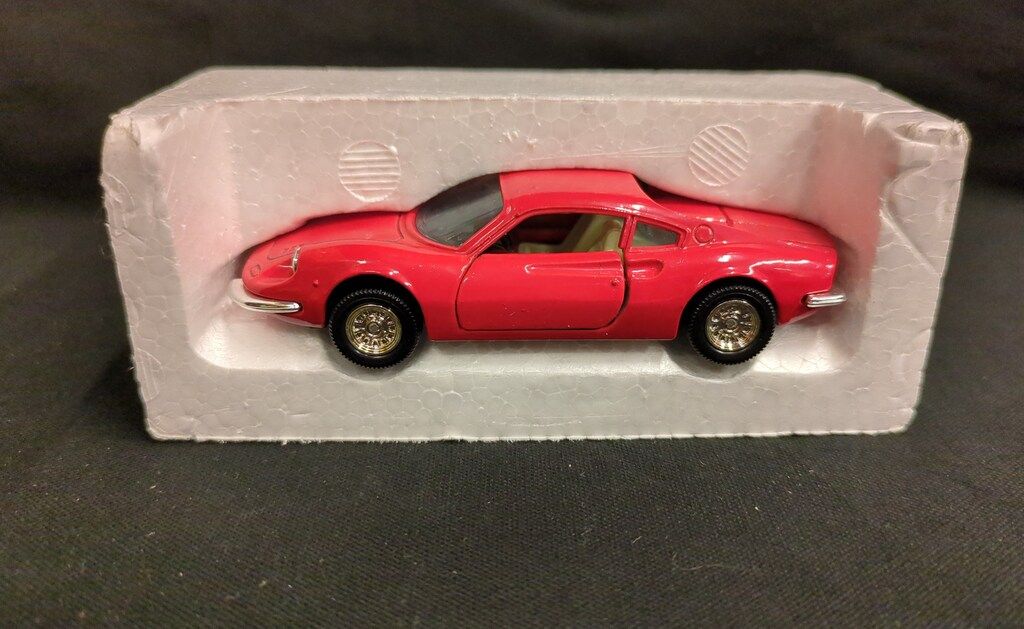 トミー 1/45トミカダンディ 外国車シリーズ フェラーリディノ246GT