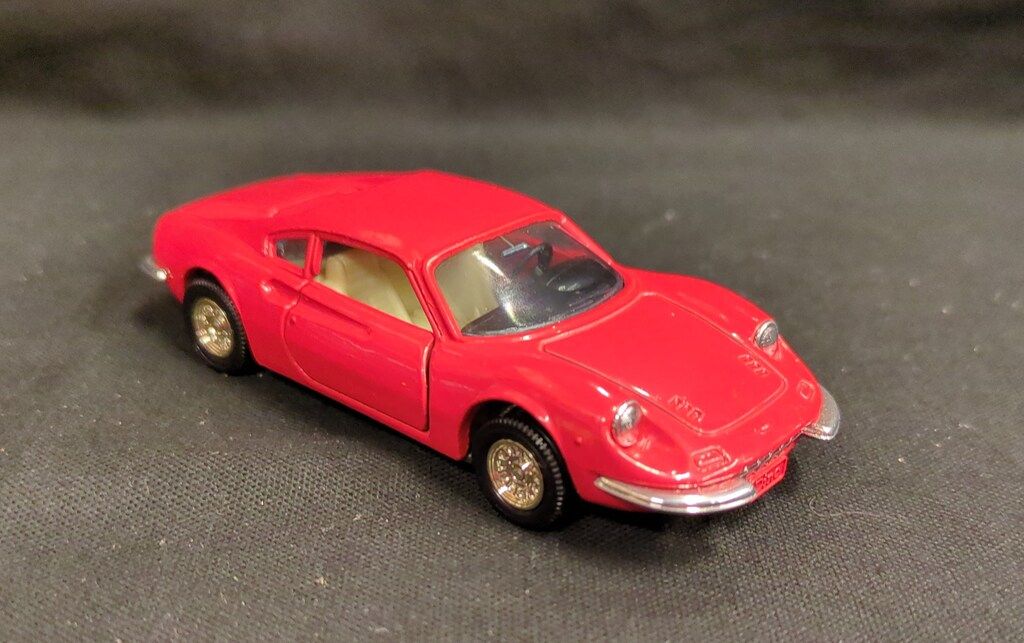 トミー 1/45トミカダンディ 外国車シリーズ フェラーリディノ246GT