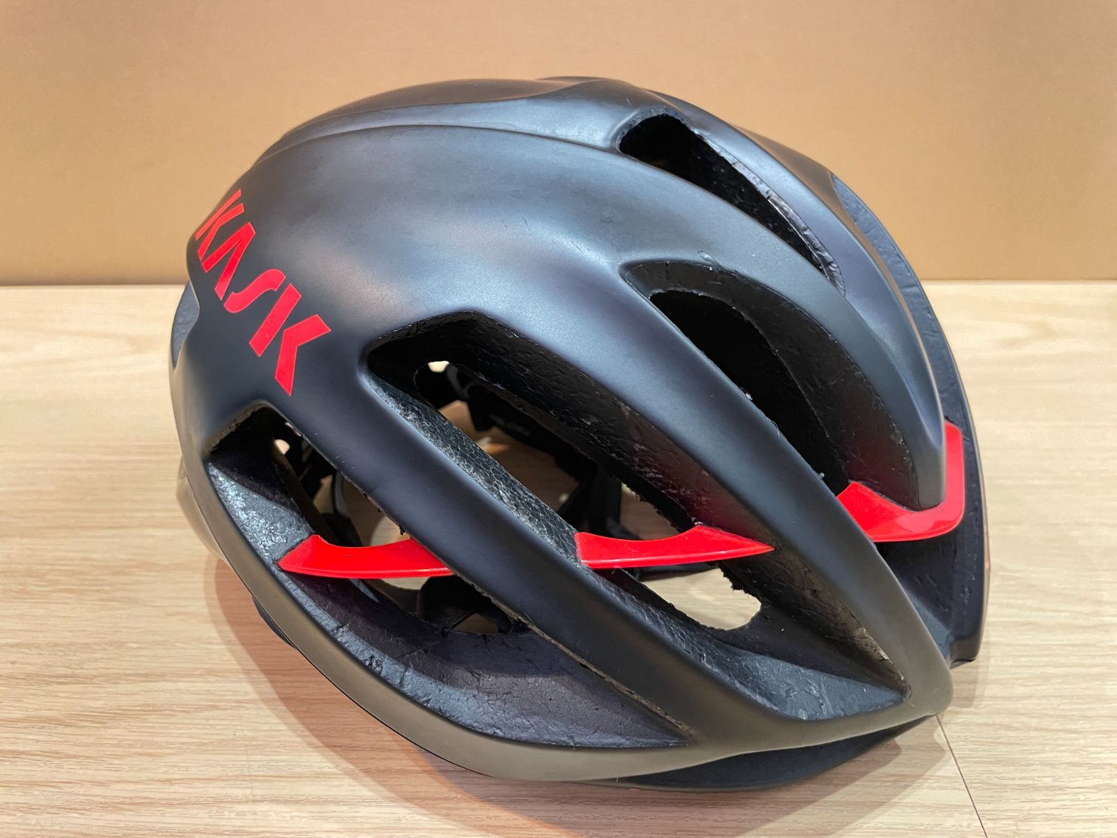 P4466 ■USED■KASK カスク PROTONE 2.0 プロトーネ サイクルヘルメット 自転車ヘルメット JCF L 59-62cm マットブラック レッドカラー ロードバイク 自転車 パーツ アクセサリー