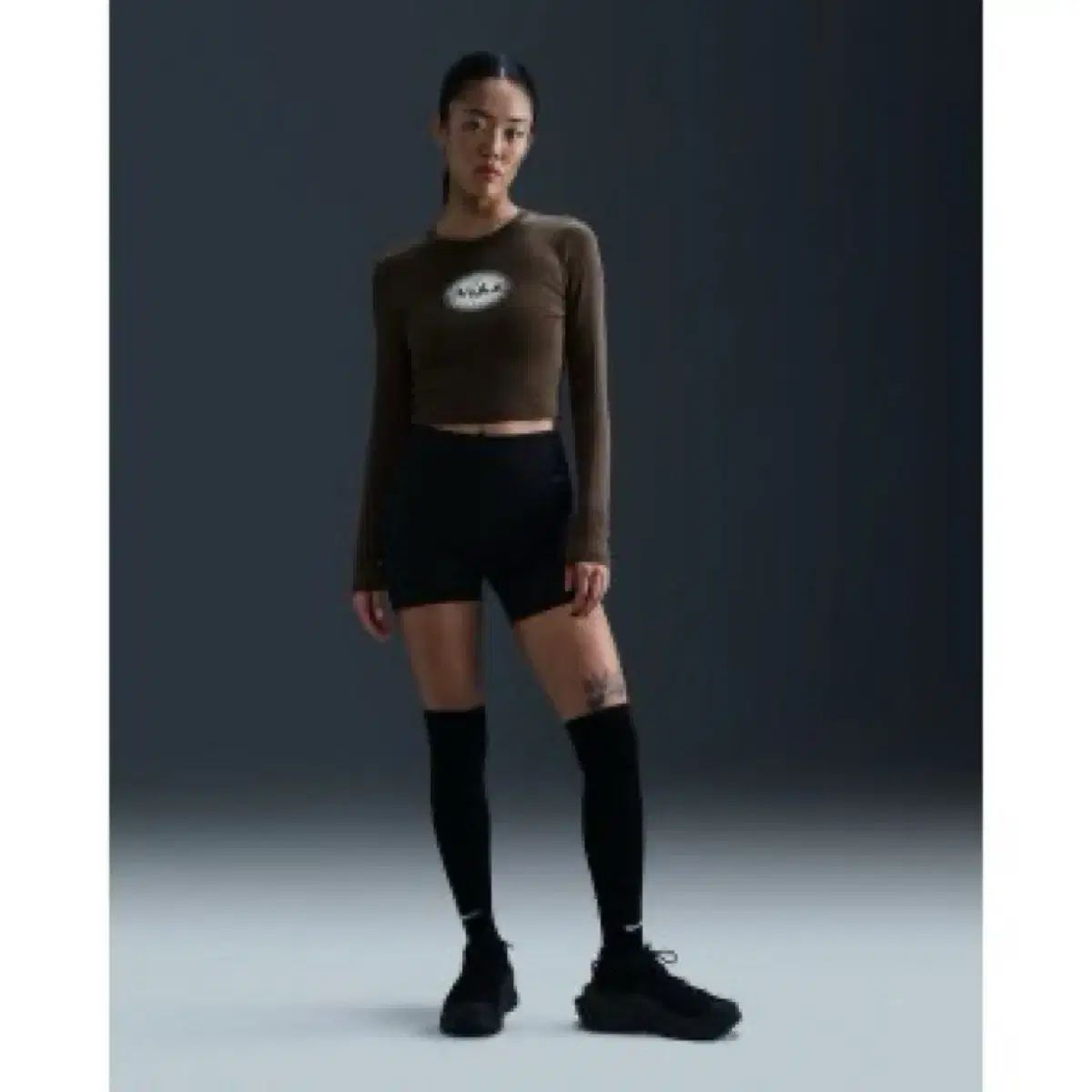 L NIKE スポーツウェア ニット 長袖 クロップドトップス hq2974-237