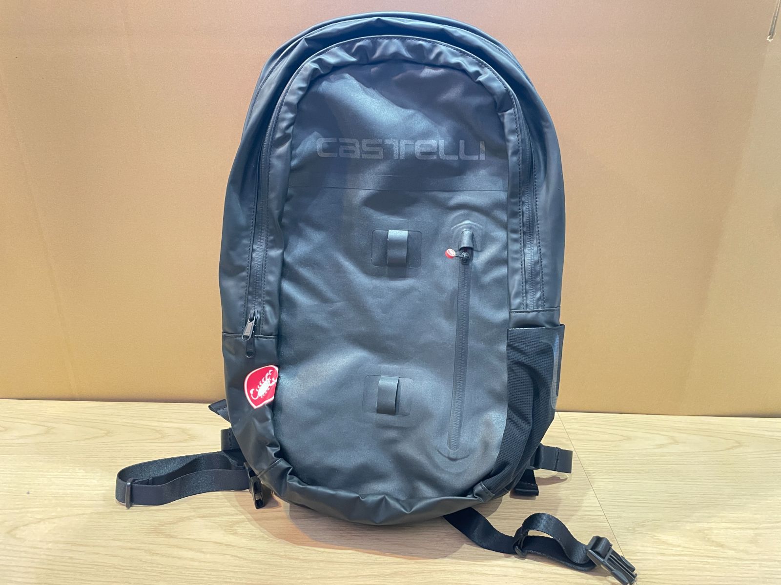 P4469 ■USED■CASTELLI カステリ GEAR BACKPACK ギア バックパック サイクリング リュック 自転車 ブラック 26L ロードバイク 自転車 パーツ アクセサリー