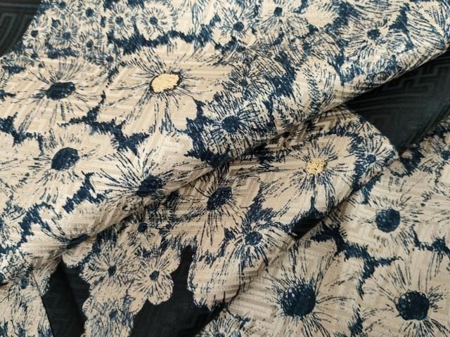 平和屋着物●上質な小紋　草花文　金彩　正絹　逸品　AABH3611cs