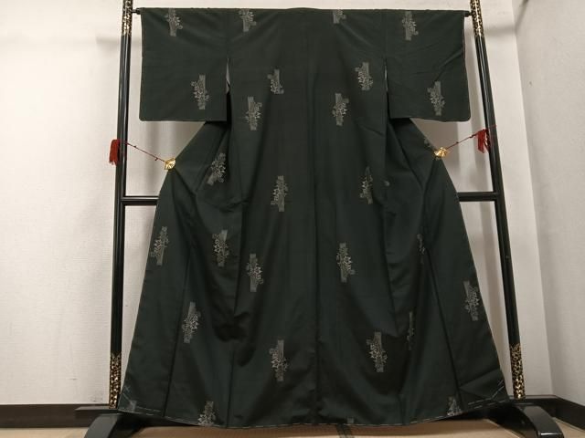 平和屋着物●本場大島紬　地空き　カタス7マルキ　総絣　草花文　正絹　逸品　未使用　AABH3103ph