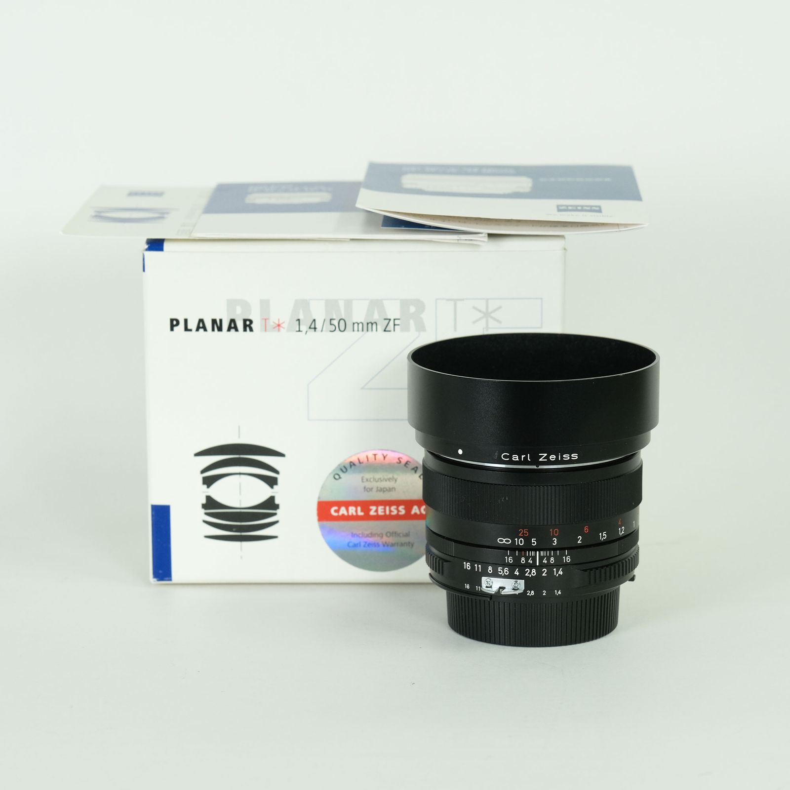 良品] Carl Zeiss Planar T* 50mm F1.4 ZF [ニコンF用] | Nikon F