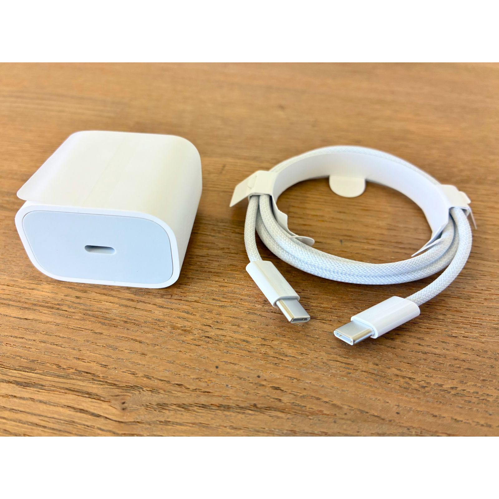 Apple純正】1m Type-Cケーブル＆20Wアダプタ セット - メルカリ