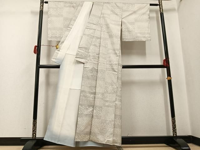 平和屋着物●東郷織物謹製　本場大島紬　白大島　160亀甲　花唐草文　正絹　逸品　AABH3143ph