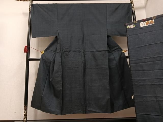 平和屋着物●男性　本場大島紬　100亀甲　総詰め　泊清盛作　証紙付き　正絹　逸品　AABH3148ph
