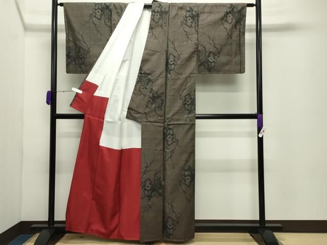 平和屋着物●本場大島紬　9マルキ　泥染め　枝花文　吉織物謹製　証紙付き　正絹　逸品　未使用　CABD8982gh