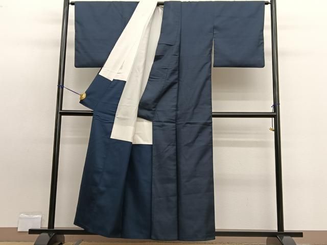 平和屋着物●本場大島紬　160亀甲　総詰め　正絹　逸品　BAAW7687hv