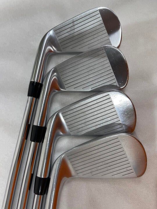 タイトリスト CB 718 AMT TOUR WHITE S200フレックス アイアンセット