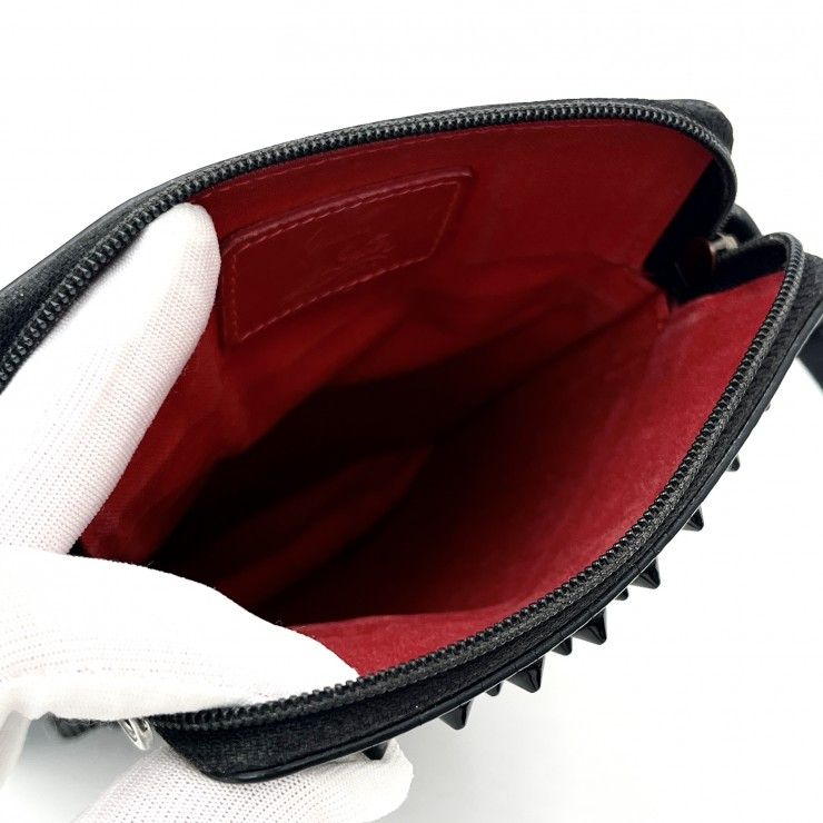 Christian Louboutin（クリスチャンルブタン）ルビラブ スパイク ショルダーバッグ ブラック レザー スタッズ レディース【中古】