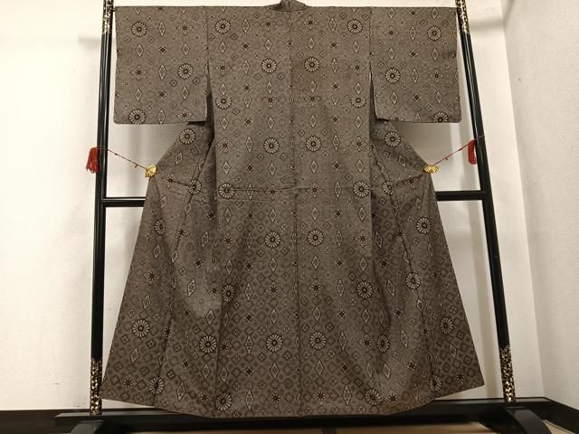 平和屋着物●本場大島紬 花菱文 正絹 逸品 AABH3841ph 平和屋着物●本場大島紬 花菱文 正絹 逸品 AABH3841ph