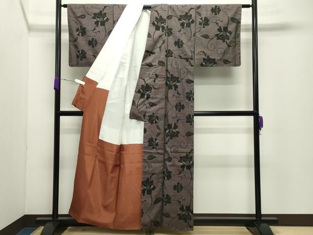 平和屋着物●白泥染の第一人者・絣の魔術師　恵積五郎　本場大島紬　夏の唐草　恵大島織物謹製　証紙付き　正絹　逸品　未使用　CABD9016gh