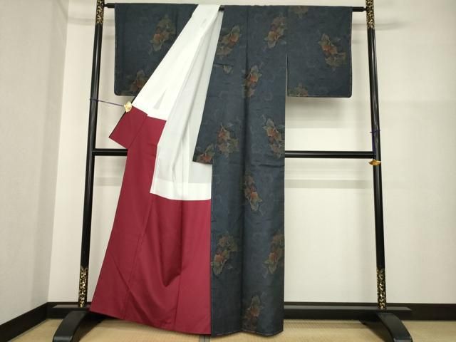 平和屋着物●本場大島紬 カタス7マルキ 舞花文 久野織物謹製 証紙付き 正絹 逸品 AABH3290ck 平和屋着物●本場大島紬 カタス7マルキ 舞花文 久野織物謹製 証紙付き 正絹 逸品 AABH3290ck