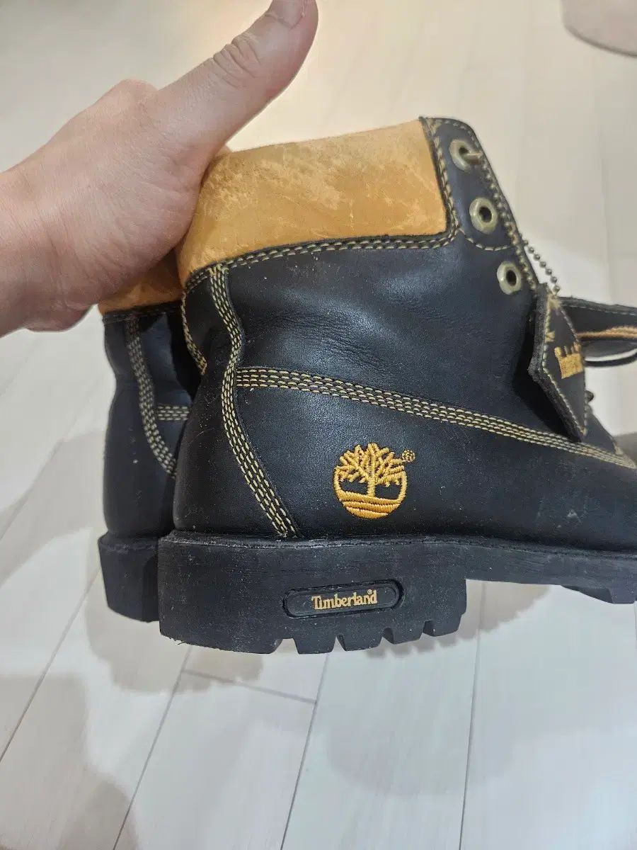Timberland 6インチ スティッチ ブラック Timberland 6インチ スティッチ ブラック