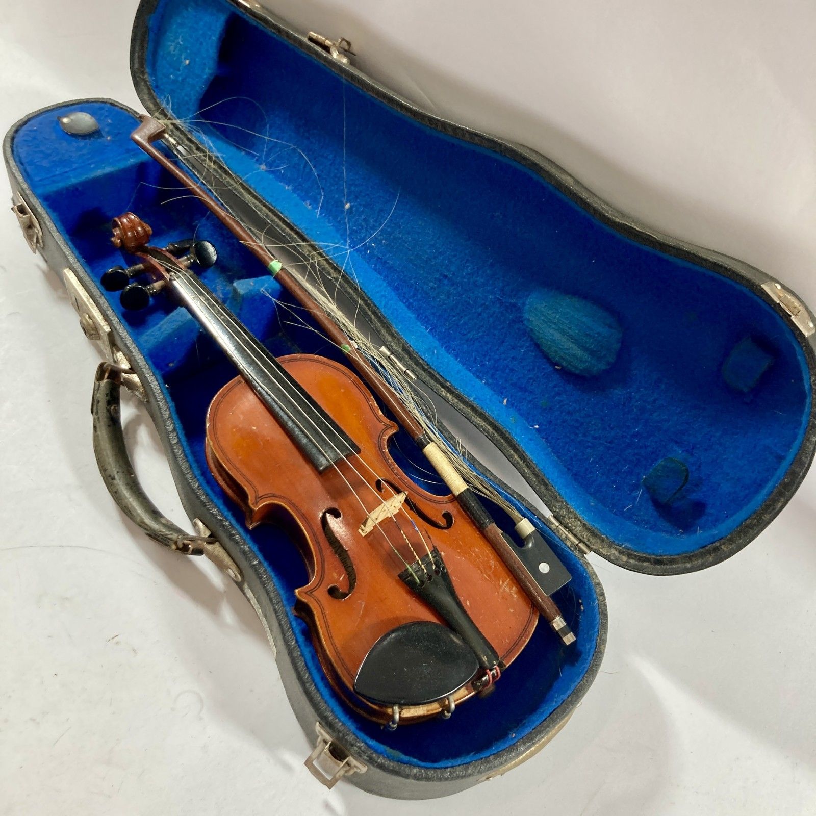 ★ Suzuki Violin 鈴木 ヴァイオリン バイオリン 子供用 NO.4 1/16 弦楽器 全長約37cm ハードケース付属 ジャンク品