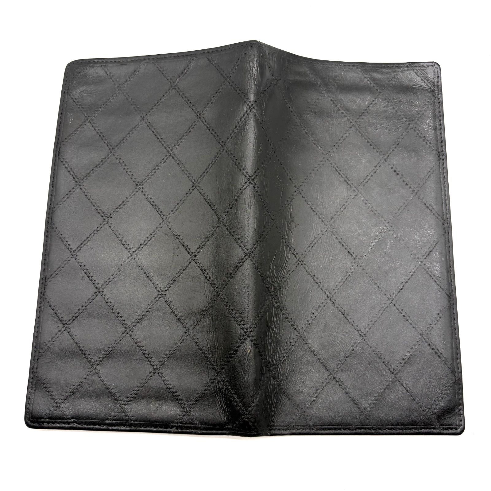 CHANEL Black Leather Bi-fold Long Wallet シャネル レザー 2つ折り長