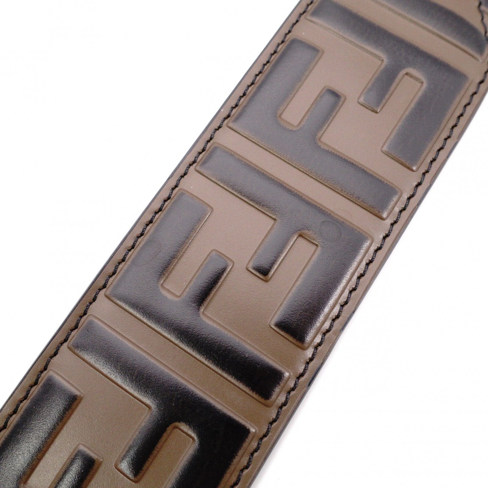 FENDI フェンディ ストラップ レザー FFロゴ ゴールド金具