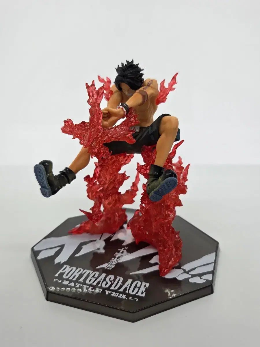 ONE PIECE アーツZERO 十字架 エース フィギュア