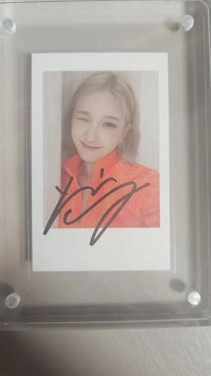 イ・ソヨン(LEE SEOYEON) サイン入りチェキ サイン入りポラロイド